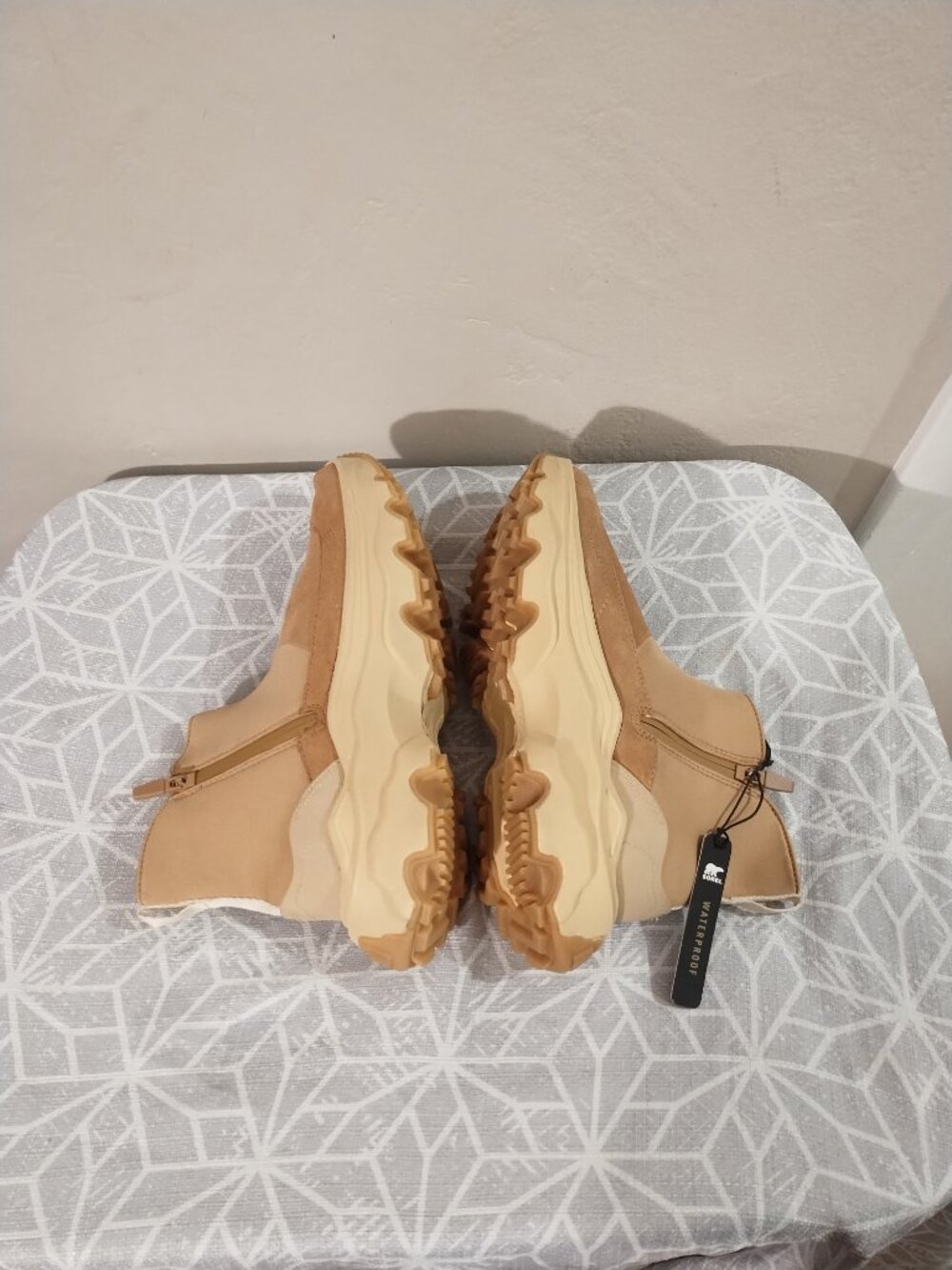 Sorel women's waterproof shoe - Picture 7 of 11